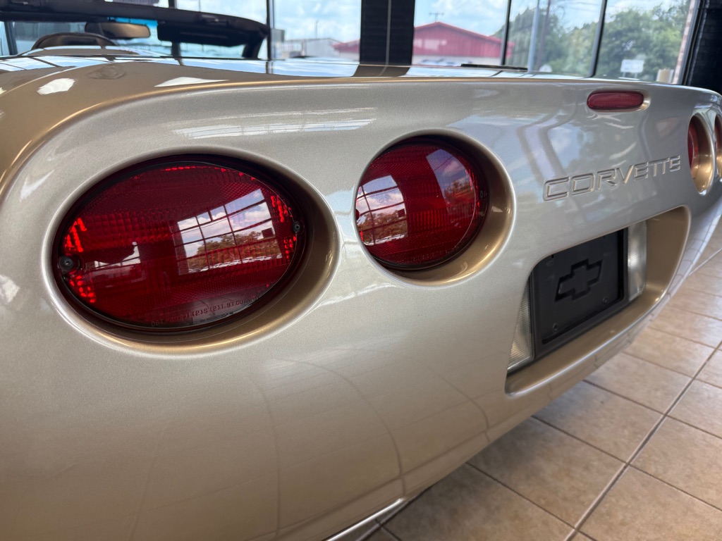 1998 Chevrolet Corvette photo 9