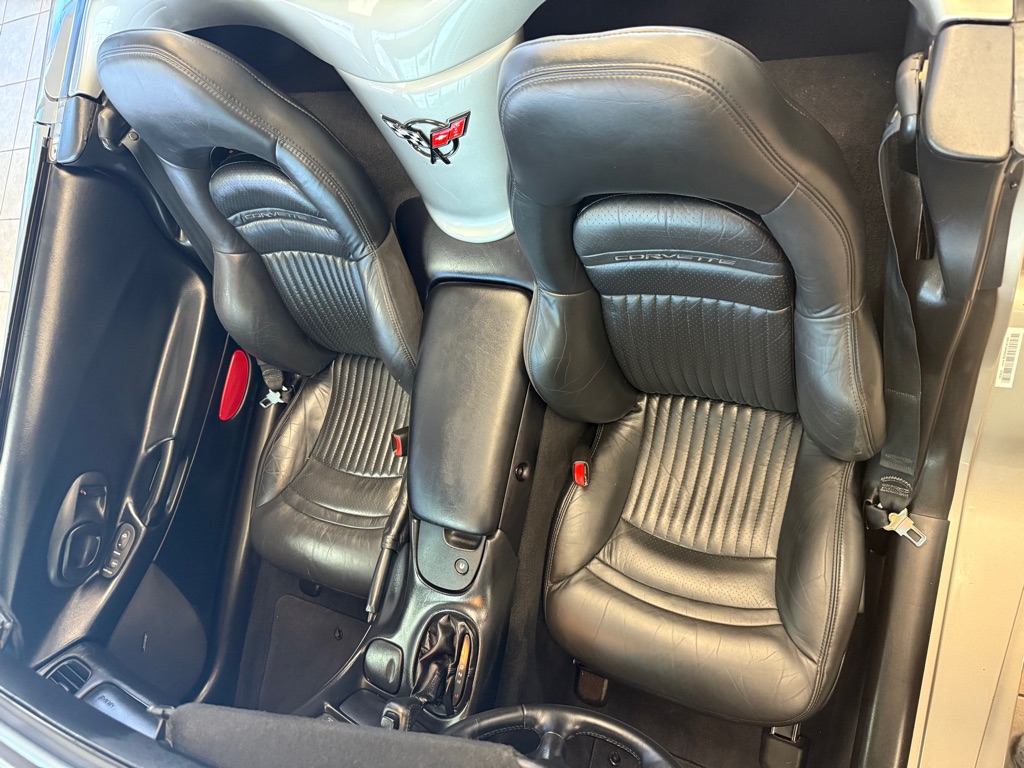 1998 Chevrolet Corvette photo 22