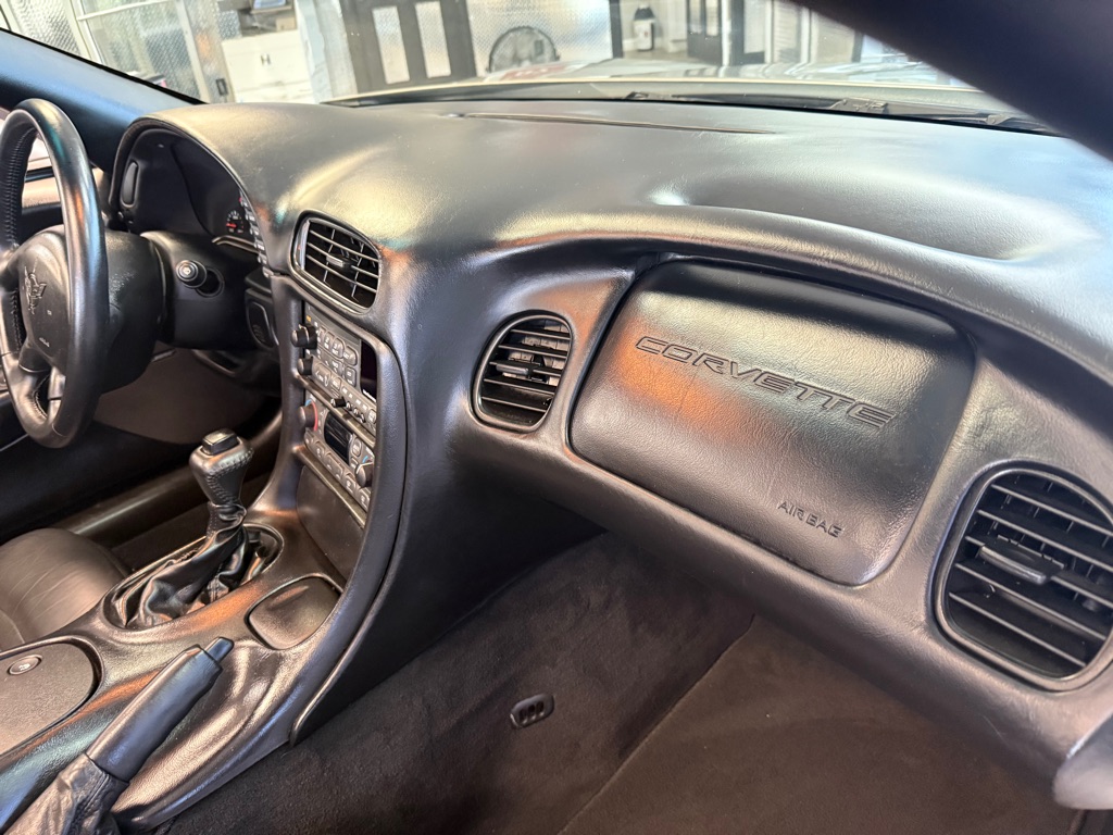 1998 Chevrolet Corvette photo 29