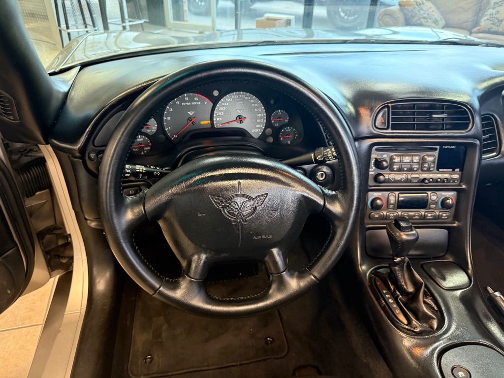 1998 Chevrolet Corvette photo 23