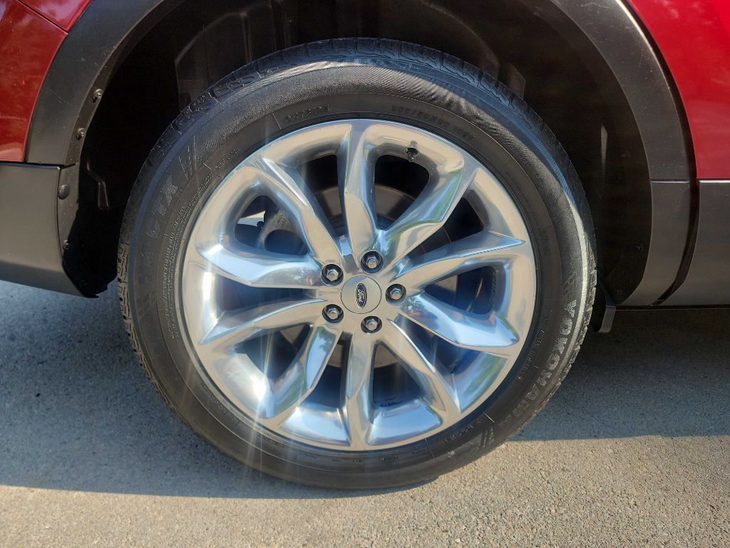 2014 Ford Explorer XLT photo 12