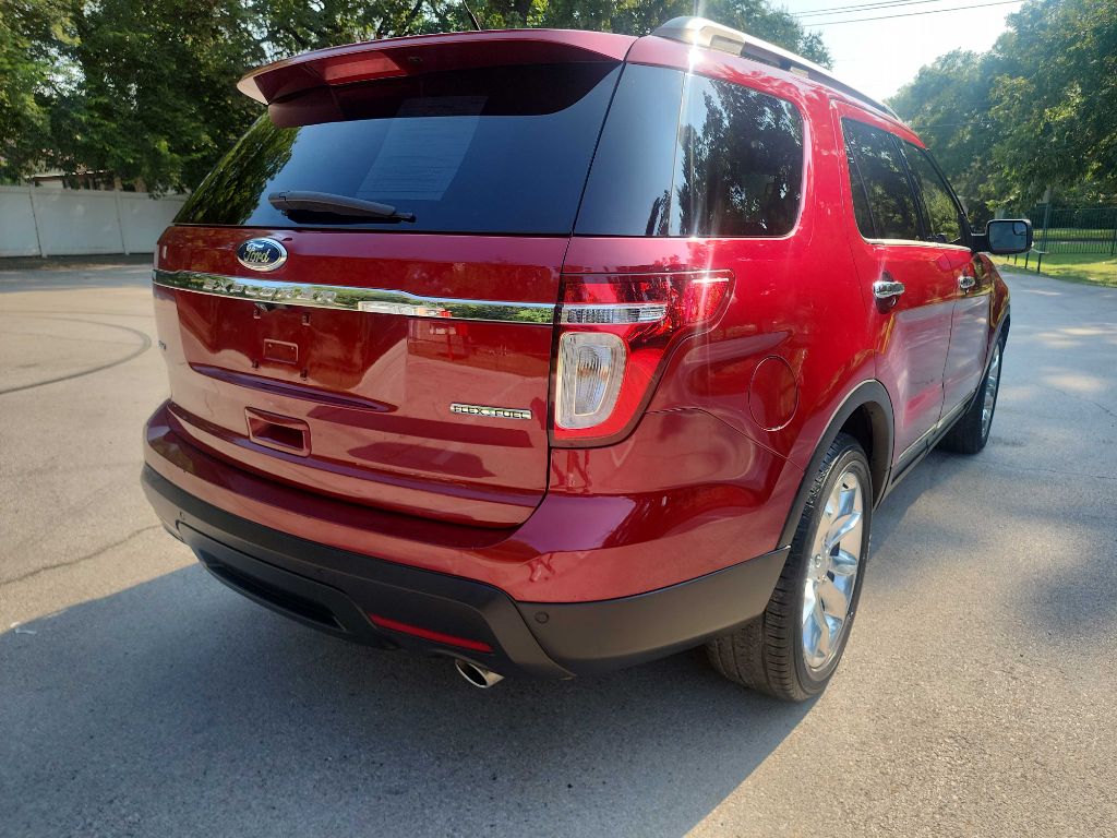 2014 Ford Explorer XLT photo 8