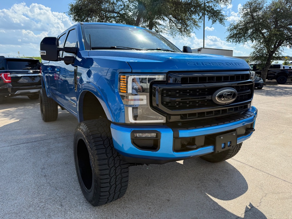 2020 Ford F-250 Super Duty Lariat's photo
