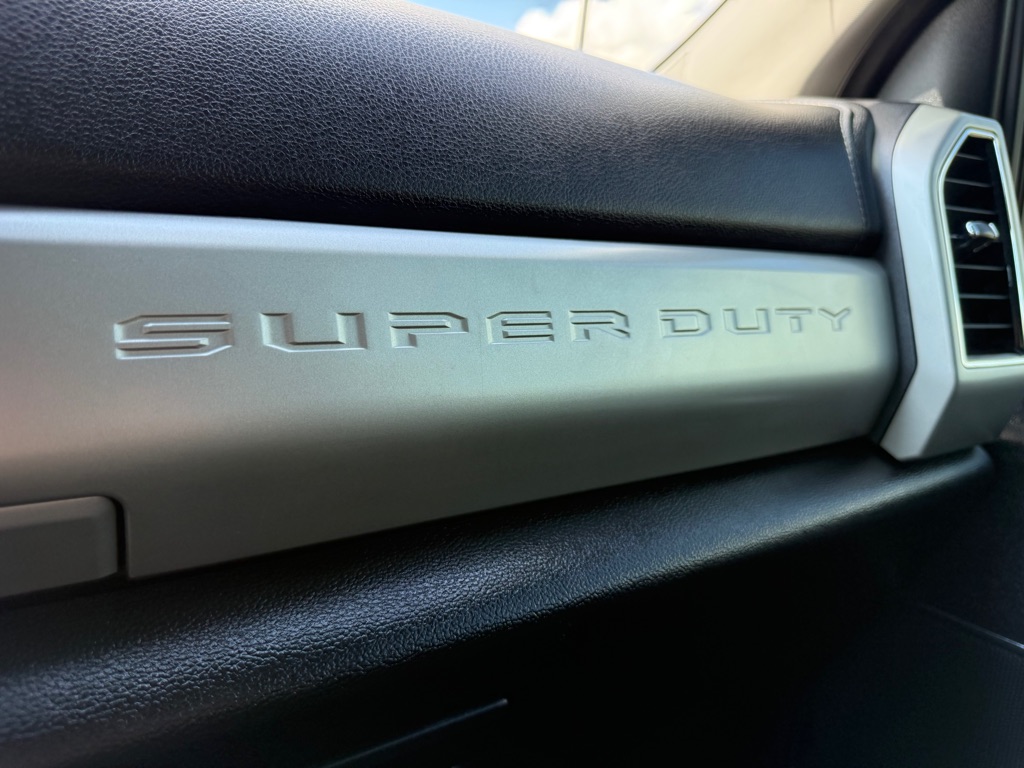 2020 Ford F-250 photo 38