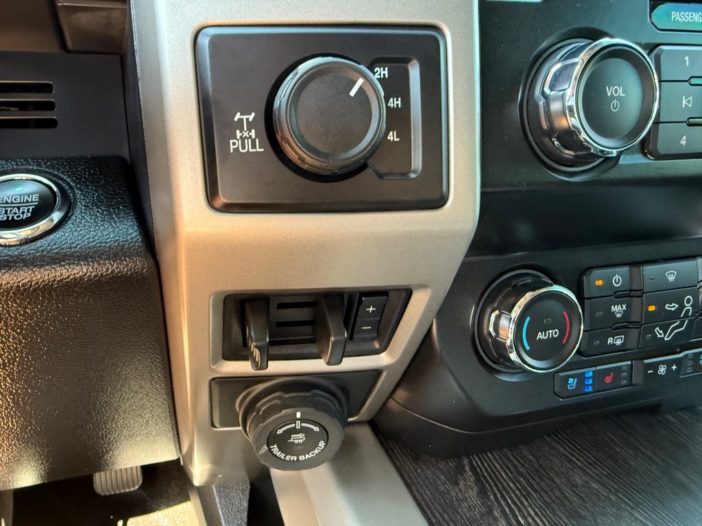 2020 Ford F-250 photo 28