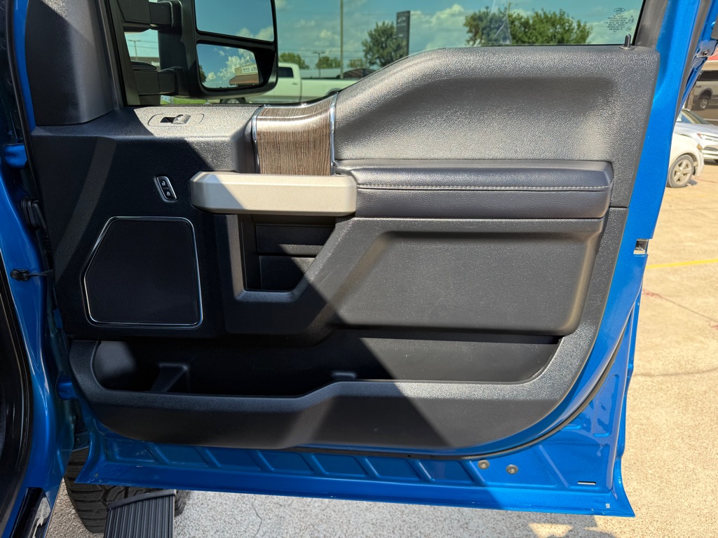 2020 Ford F-250 photo 26