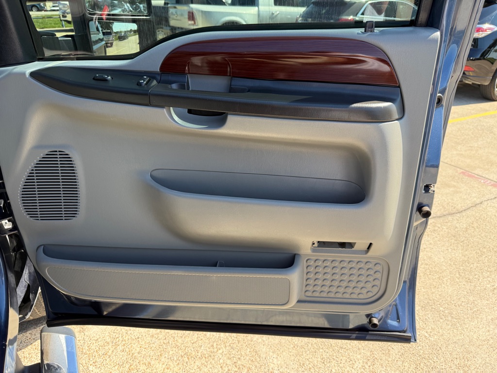 2007 Ford F-250 photo 24