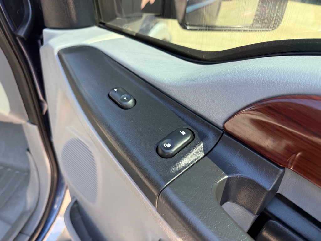 2007 Ford F-250 photo 25