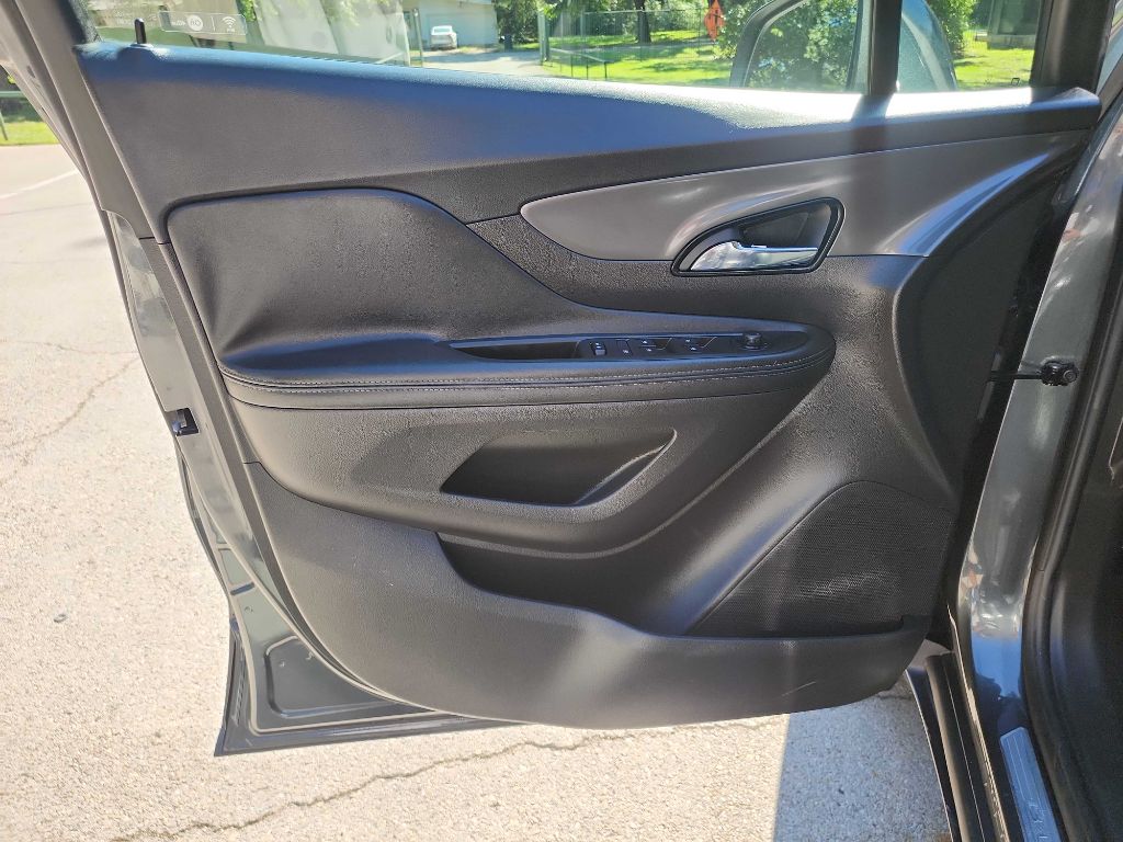 2017 Buick Encore Preferred photo 11