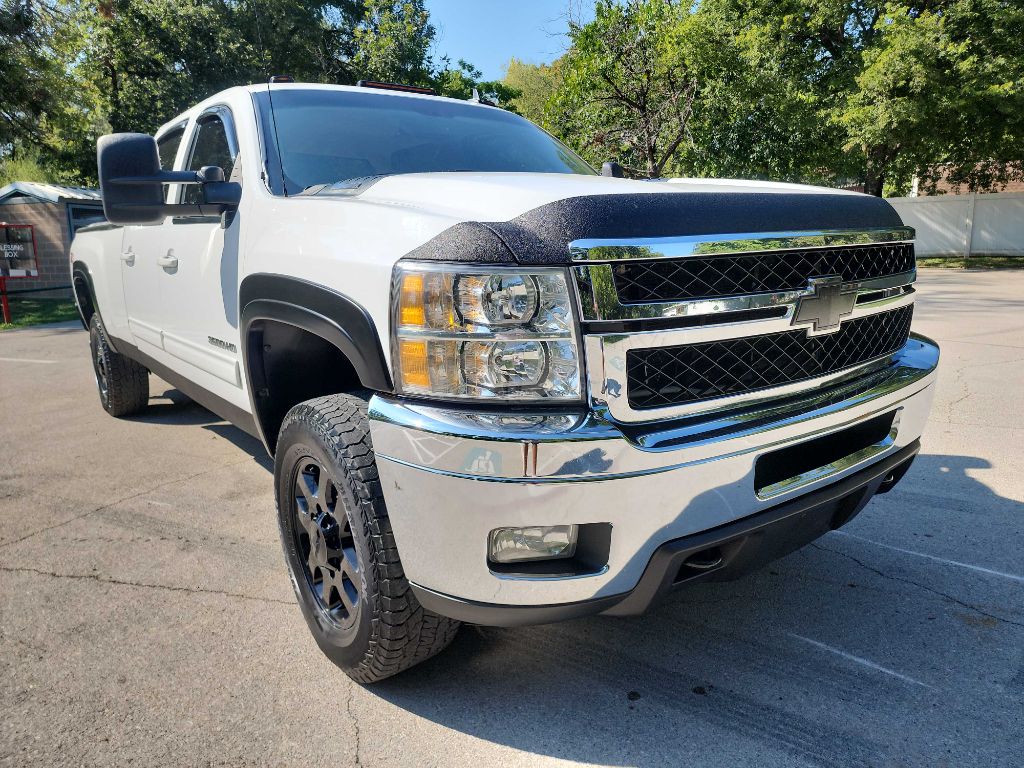 2014 Chevrolet Silverado 3500HD LTZ's photo