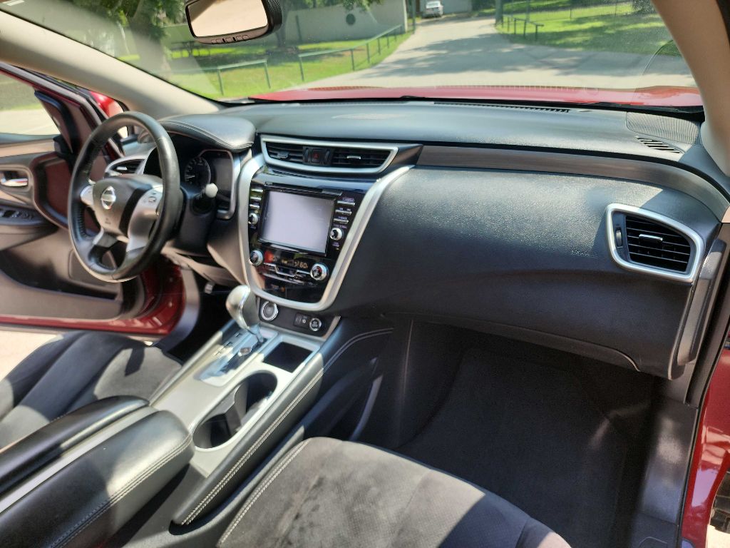 2018 Nissan Murano S photo 32