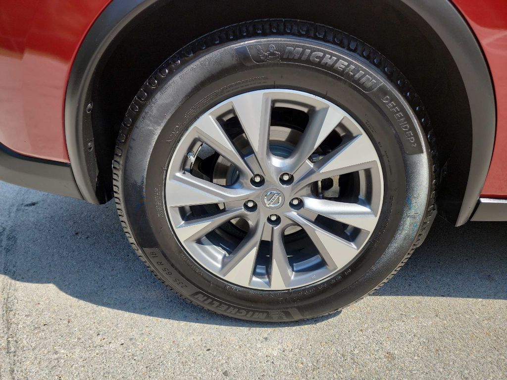 2018 Nissan Murano S photo 11
