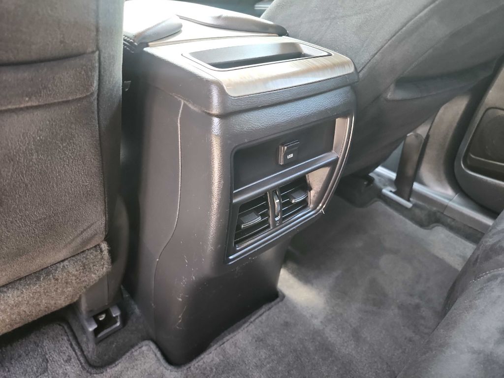 2018 Nissan Murano S photo 25