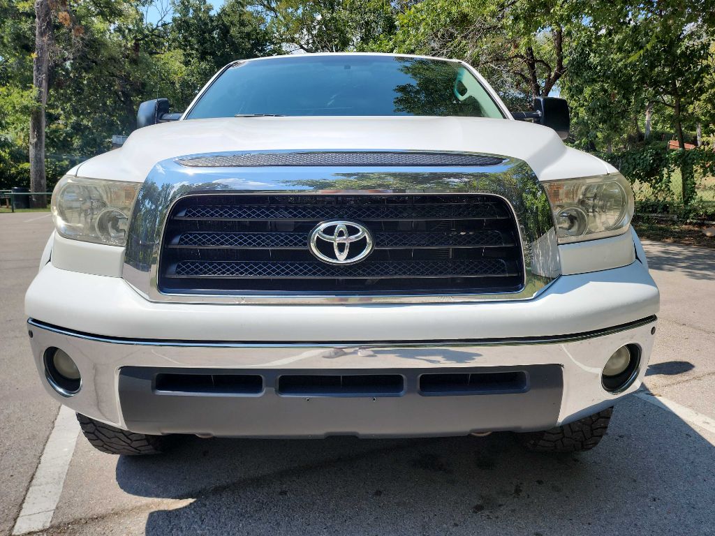 2008 Toyota Tundra SR5 CrewMax photo 2