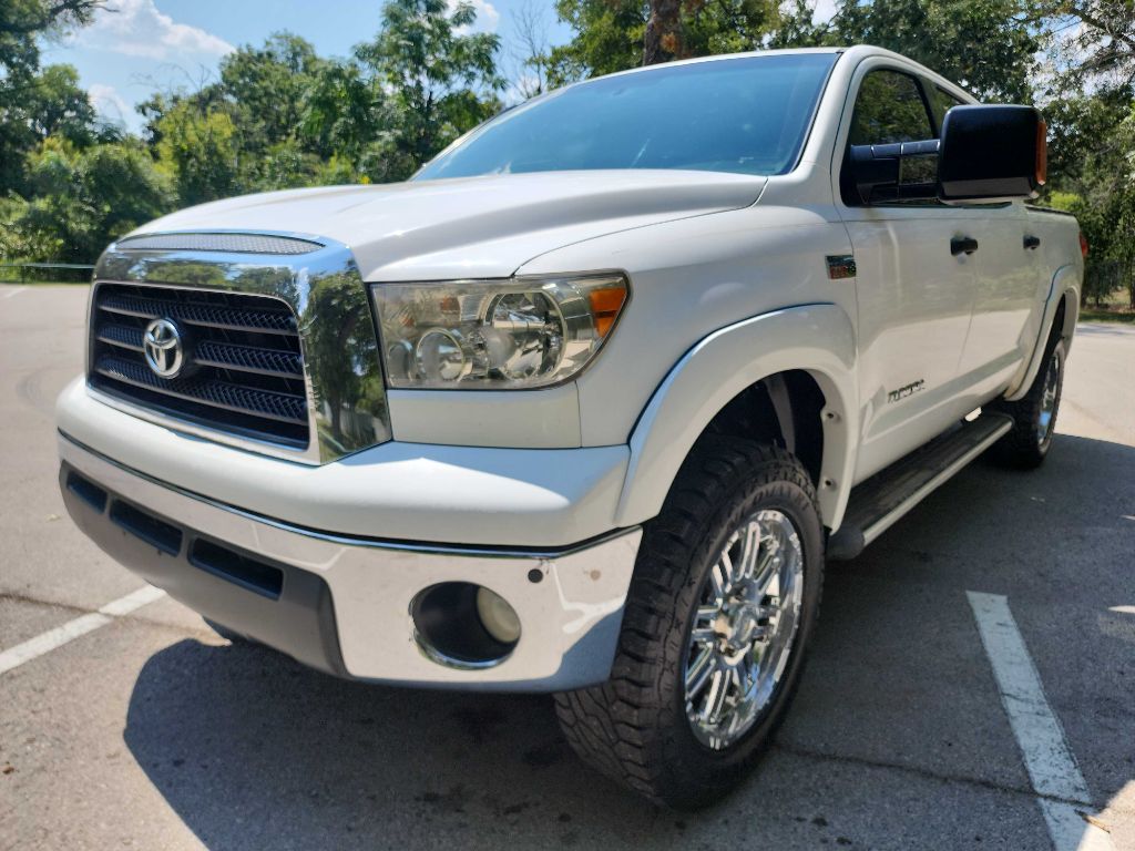2008 Toyota Tundra SR5 CrewMax photo 3