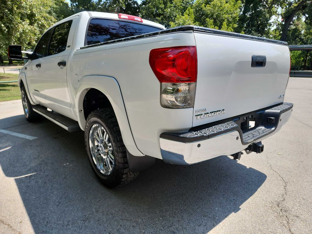 2008 Toyota Tundra SR5 CrewMax photo 4