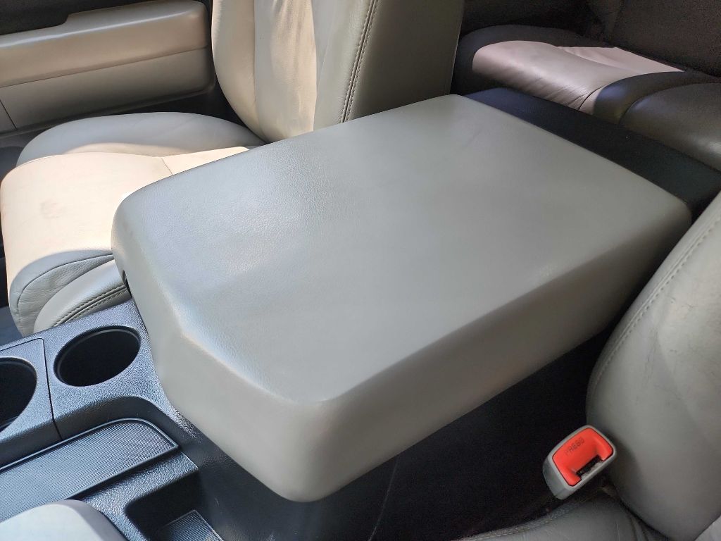 2008 Toyota Tundra SR5 CrewMax photo 28