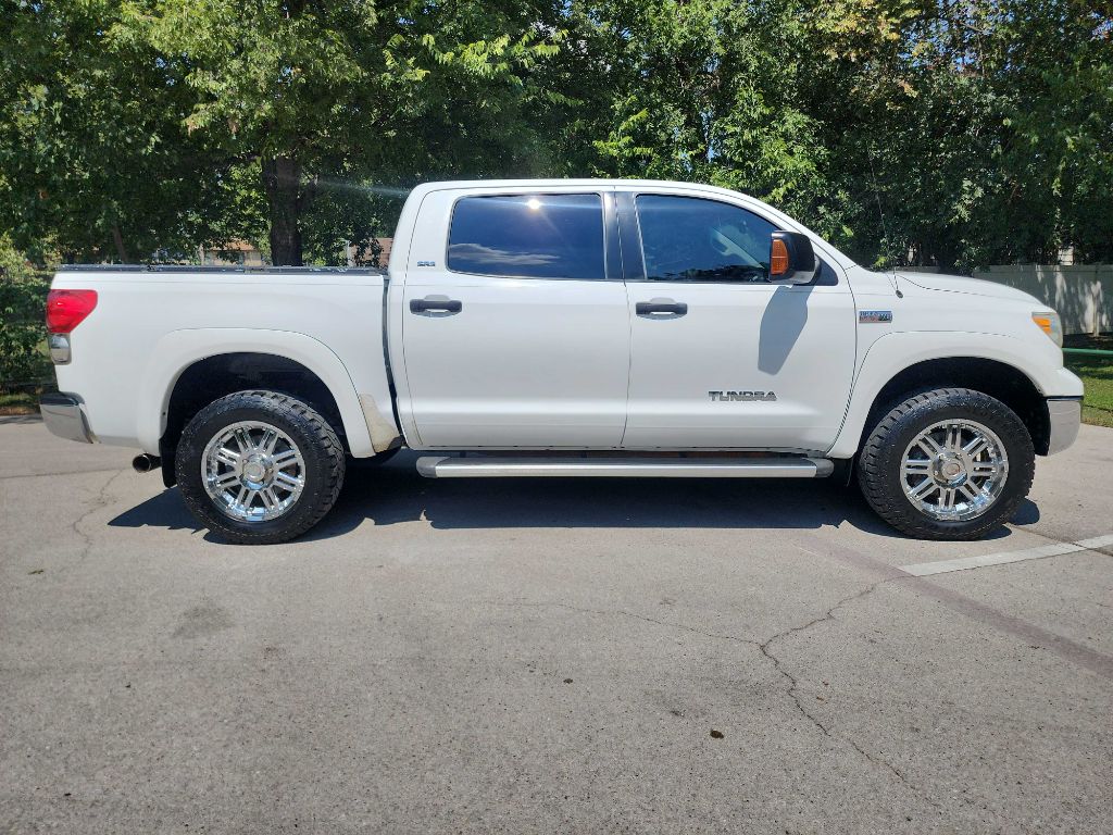 2008 Toyota Tundra SR5 CrewMax photo 12