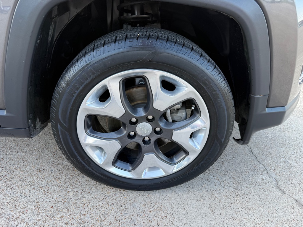 2018 Jeep Compass Limited photo 13
