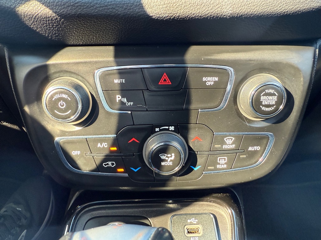 2018 Jeep Compass Limited photo 29