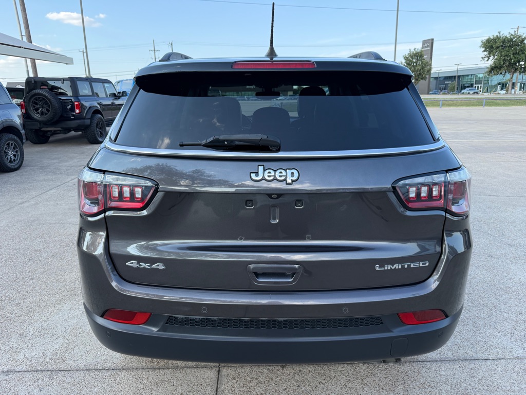 2018 Jeep Compass Limited photo 6