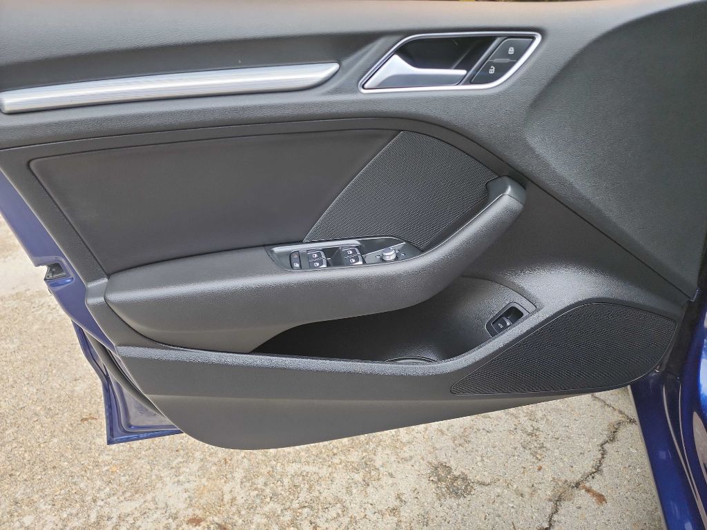 2015 Audi A3 Quattro Premium Plus photo 10