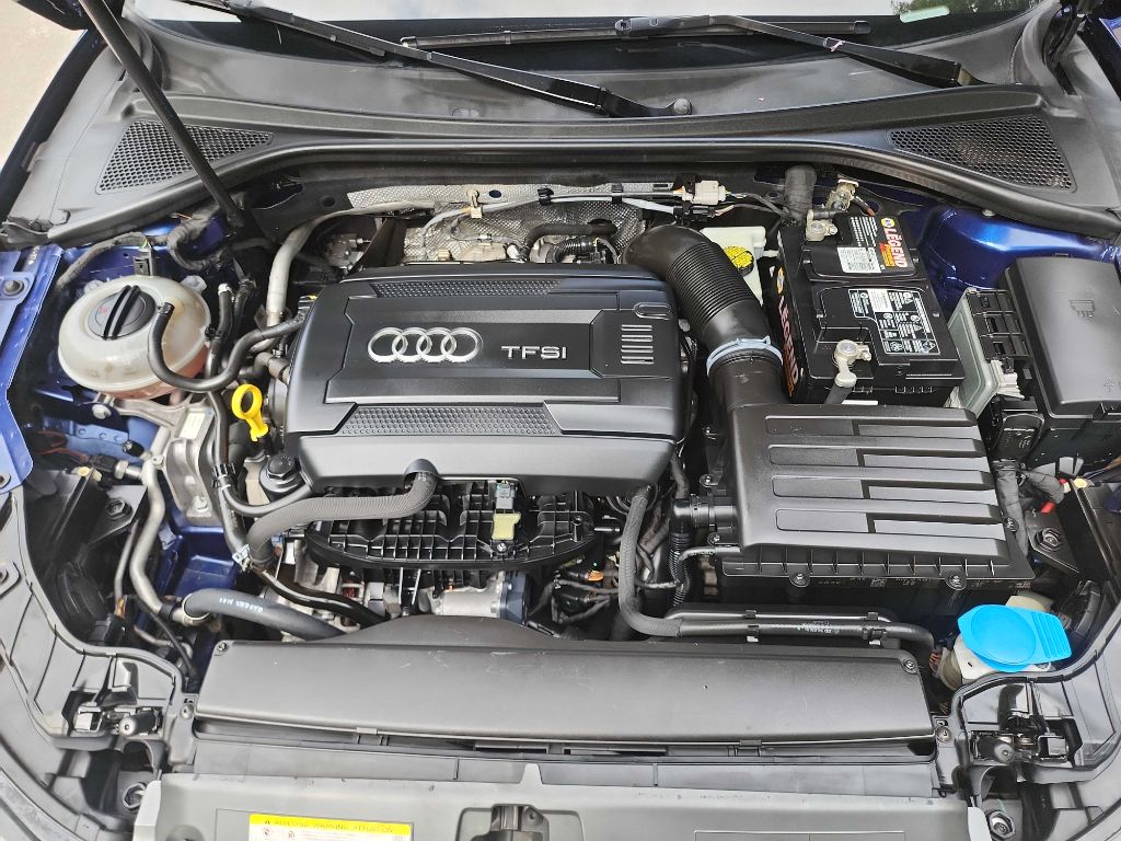 2015 Audi A3 Quattro Premium Plus photo 29