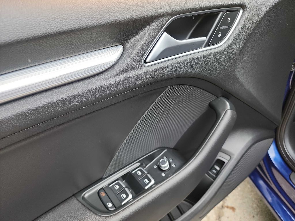 2015 Audi A3 Quattro Premium Plus photo 11