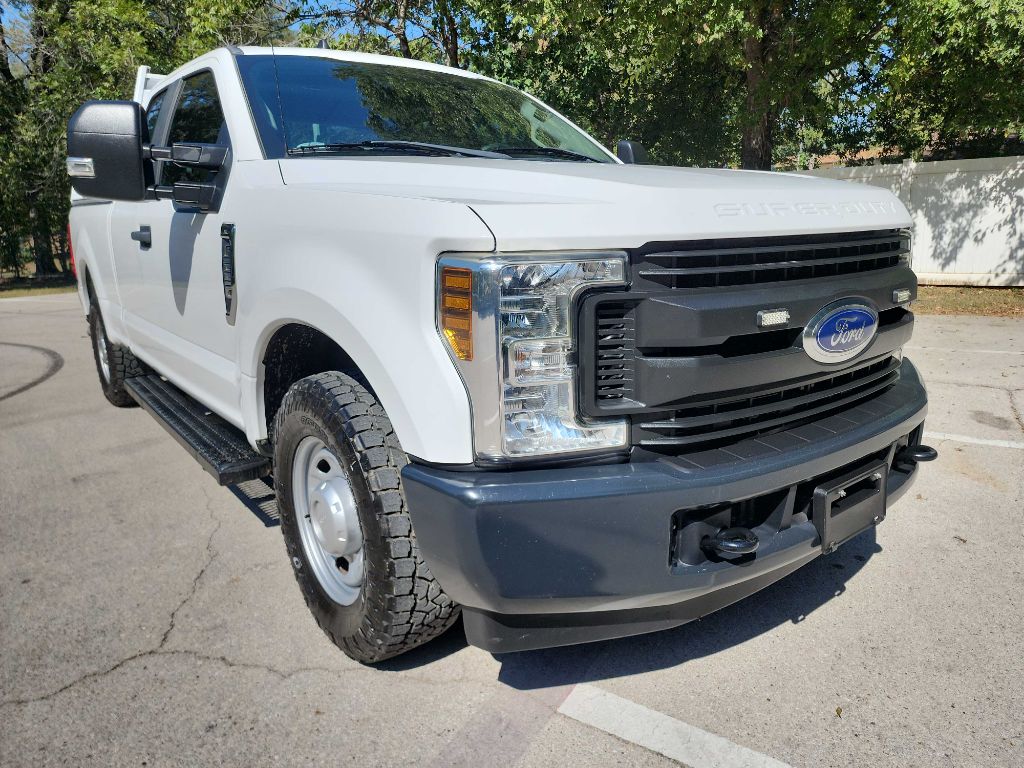 2019 Ford F-250 Super Duty XL's photo