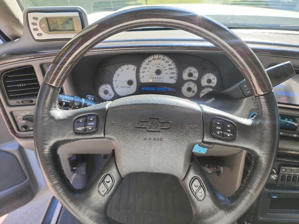 2006 Chevrolet Silverado 2500HD photo 16
