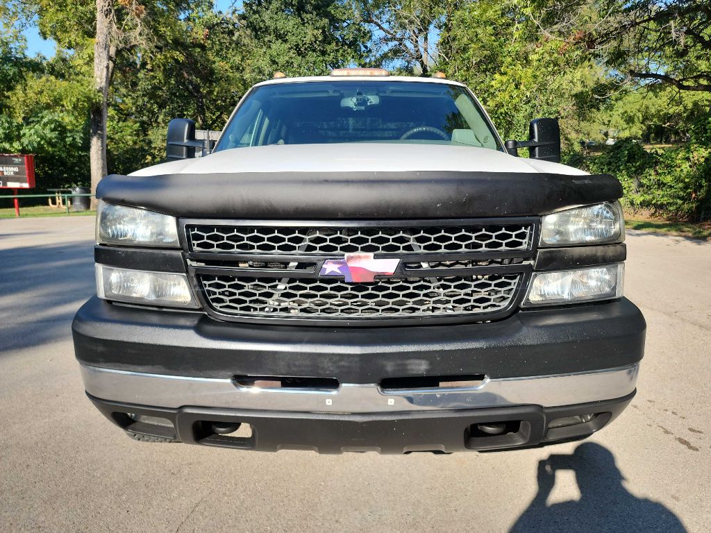 2006 Chevrolet Silverado 2500HD photo 2
