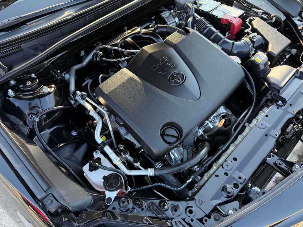 2021 Toyota Camry TRD photo 31