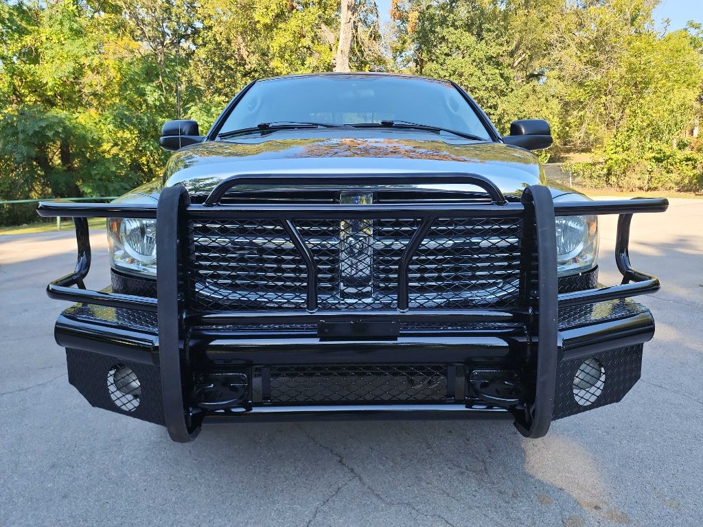 2007 Dodge Ram SLT photo 2