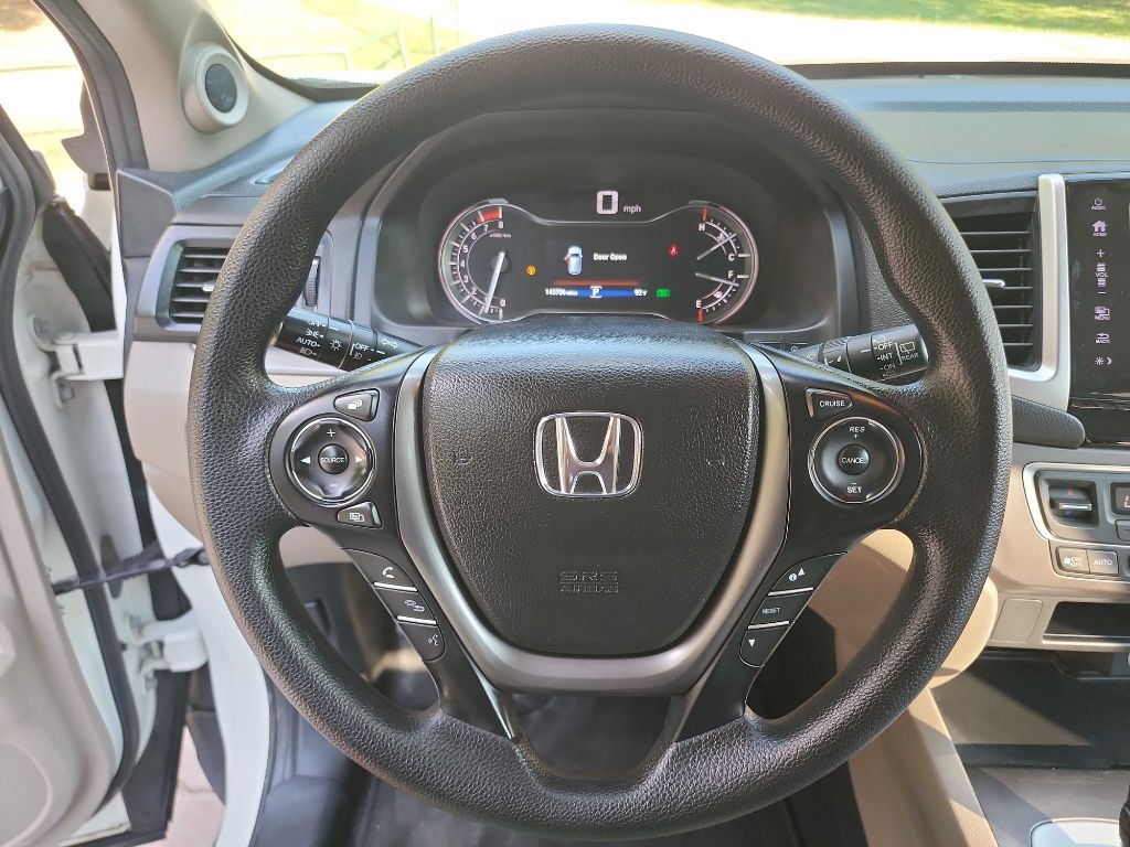 2017 Honda Pilot EX photo 13