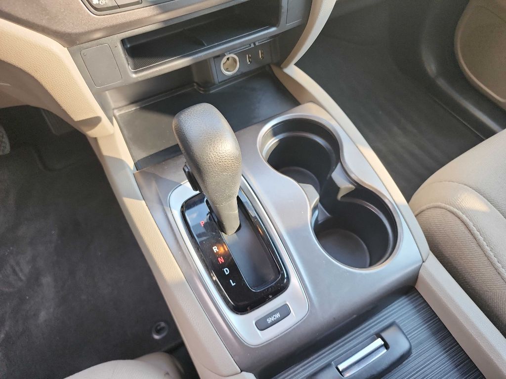 2017 Honda Pilot EX photo 21