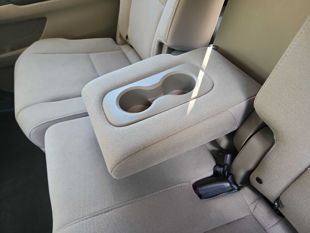 2017 Honda Pilot EX photo 26
