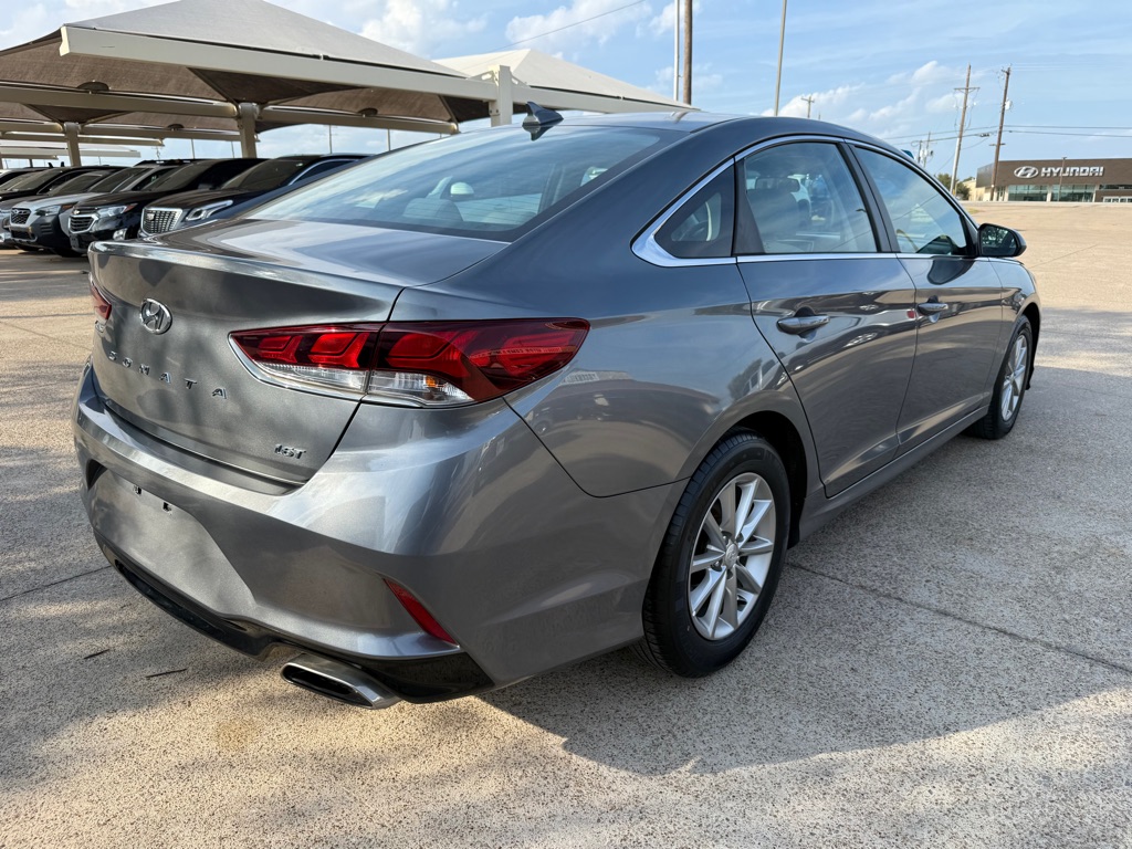 2018 Hyundai Sonata Eco photo 3