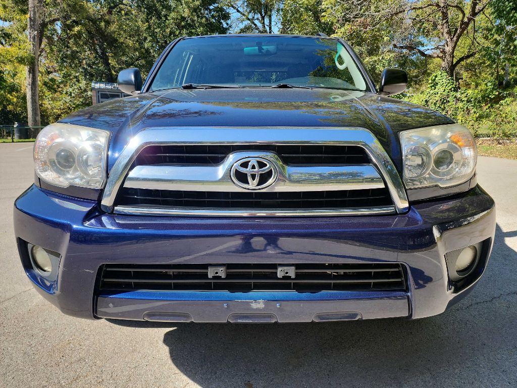 2007 Toyota 4Runner SR5 photo 2