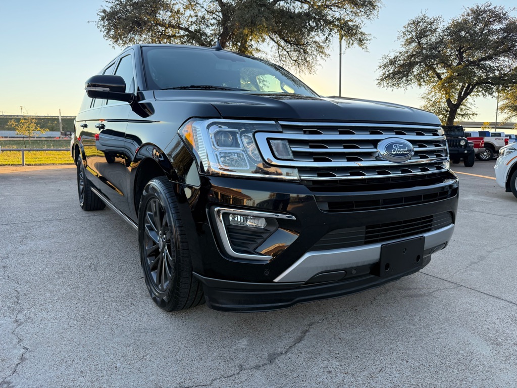 2019 Ford Expedition Limited's photo