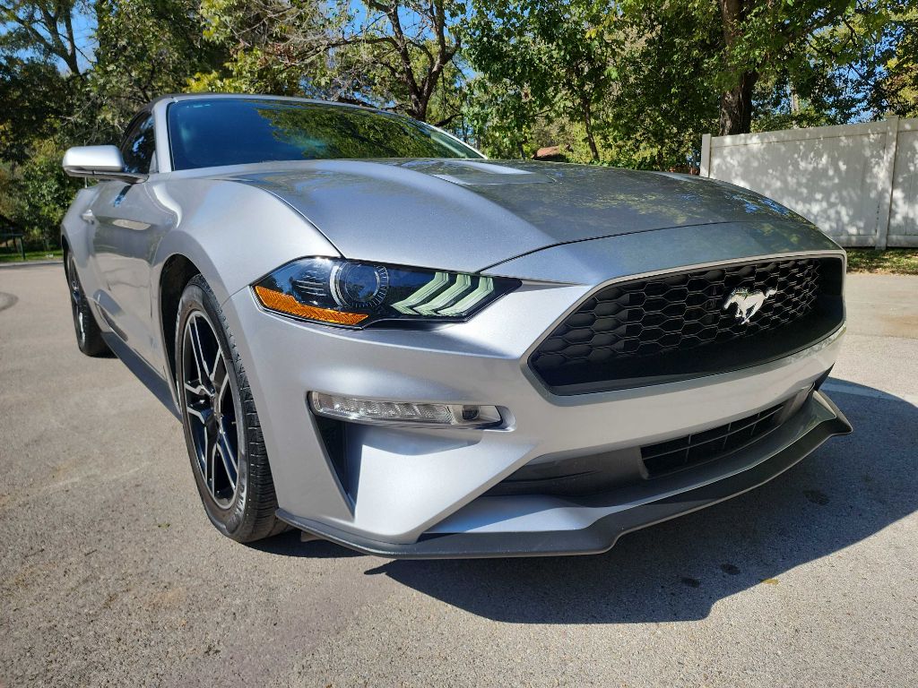 2020 Ford Mustang EcoBoost Premium's photo