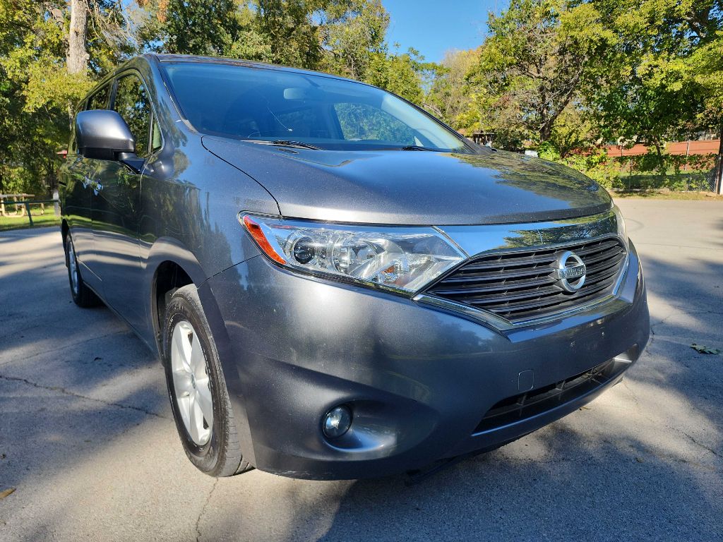 2017 Nissan Quest Quest's photo