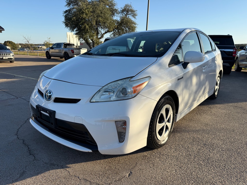 2013 Toyota Prius Two photo 2
