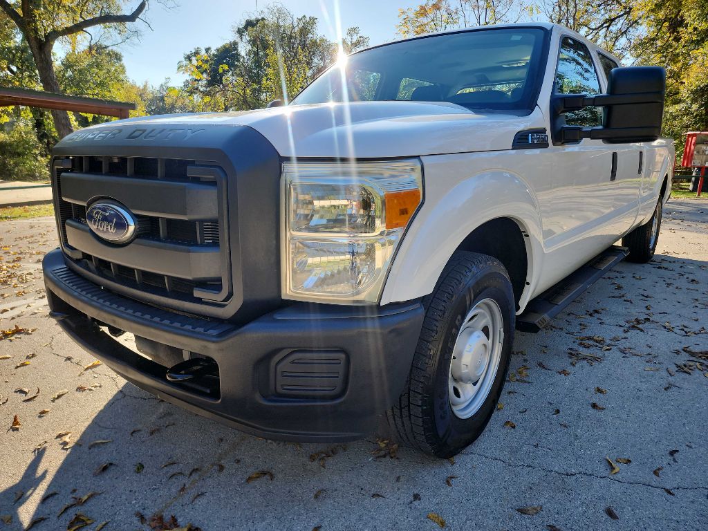 2014 Ford F-250 photo 3