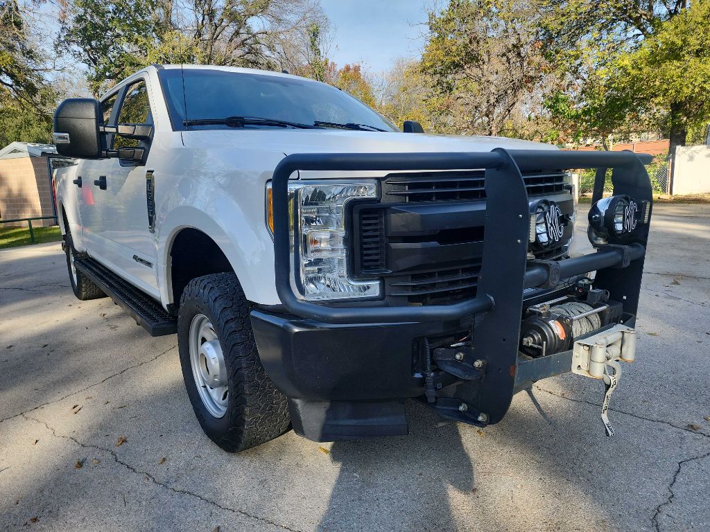 2017 Ford F-250 Super Duty XL's photo