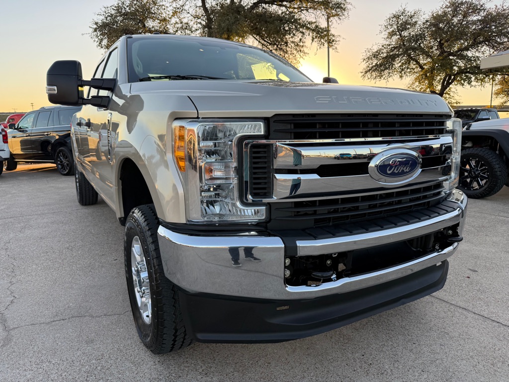 2017 Ford F-250 Super Duty XLT