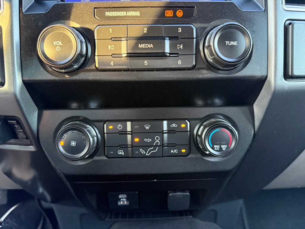 2022 Ford F-250 Super Duty XLT - Photo 30
