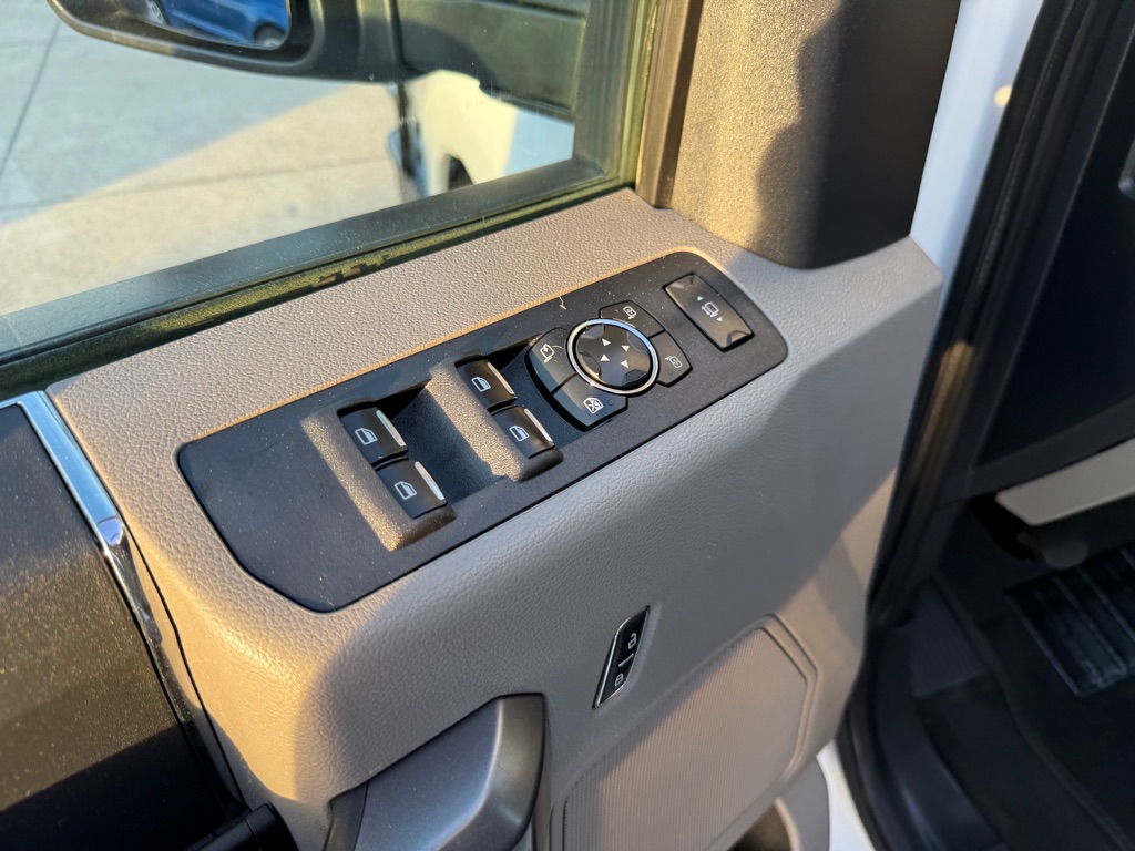 2022 Ford F-250 Super Duty XLT - Photo 24