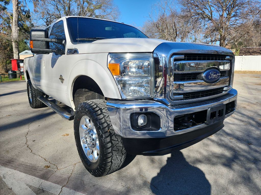 2013 Ford F-250 Super Duty Platinum's photo