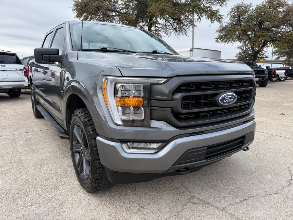 2023 Ford F-150 XLT's photo