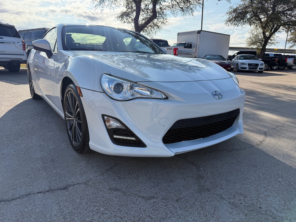 2016 Scion FR-S Base's photo